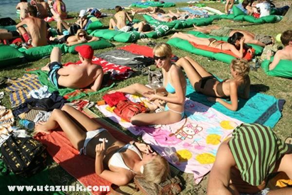 Balaton Sound - fürdés, buli, kikapcsolódás! Balaton Sound - fürdés, buli, kikapcsolódás!